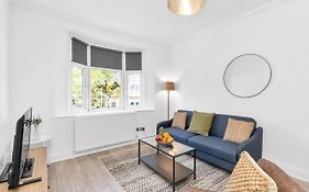Modern Two Bedroom Apartment With Free Parking!